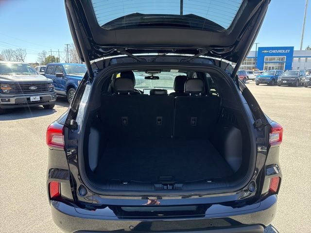 Certified 2023 Ford Escape ST-Line Select w/ Tech Pack #1 AWD/4WD image 9