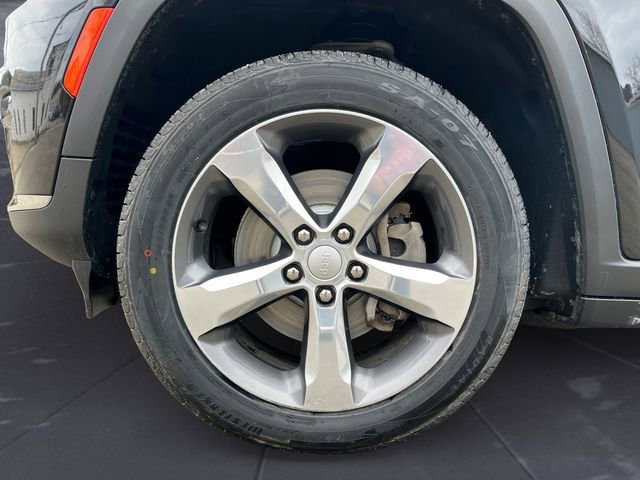 Used 2021 Jeep Grand Cherokee L Limited w/ Trailer Tow Group (B) AWD/4WD image 14