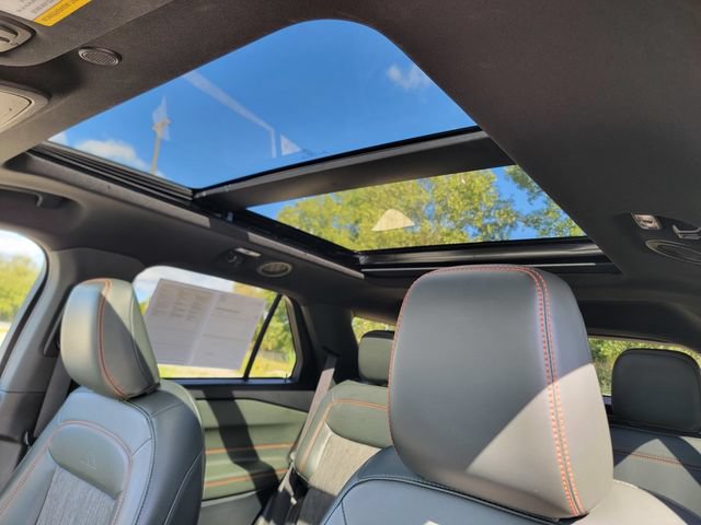 Certified 2023 Ford Explorer Timberline w/ Timberline Technology Package AWD/4WD image 4