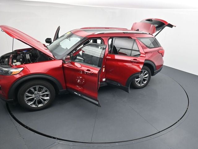 Certified 2022 Ford Explorer Limited w/ Equipment Group 301A AWD/4WD image 44