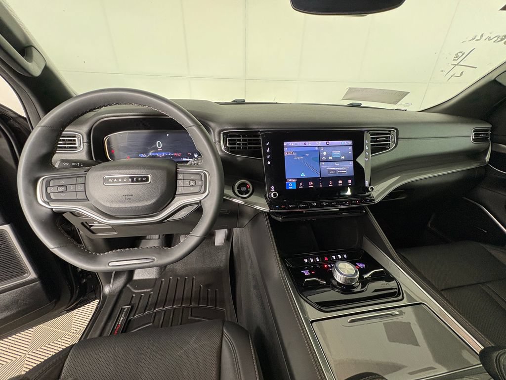 Used 2022 Jeep Wagoneer Series II AWD/4WD image 7