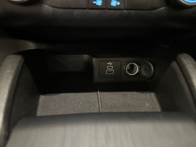 Certified 2025 Ford Escape ST-Line FWD image 29