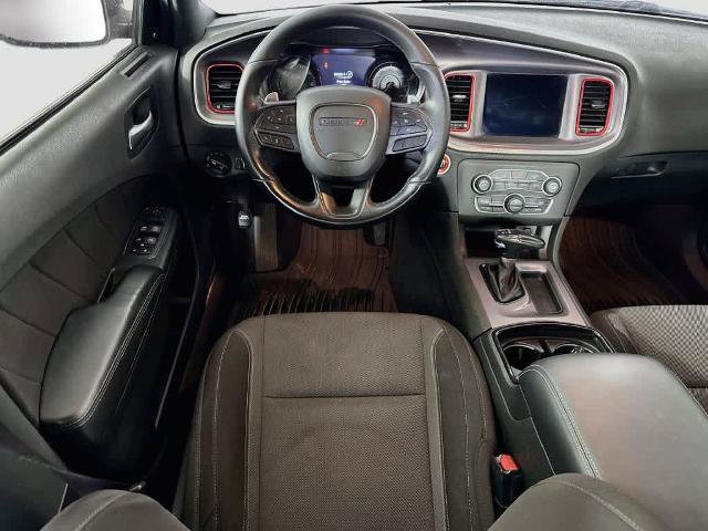 Used 2022 Dodge Charger SXT w/ Blacktop Package AWD/4WD image 10