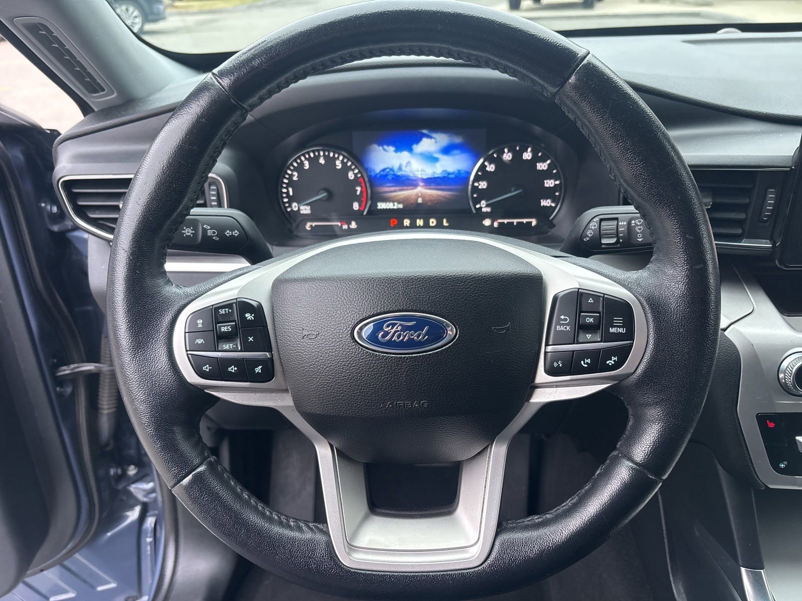 Certified 2021 Ford Explorer XLT w/ Equipment Group 202A image 18