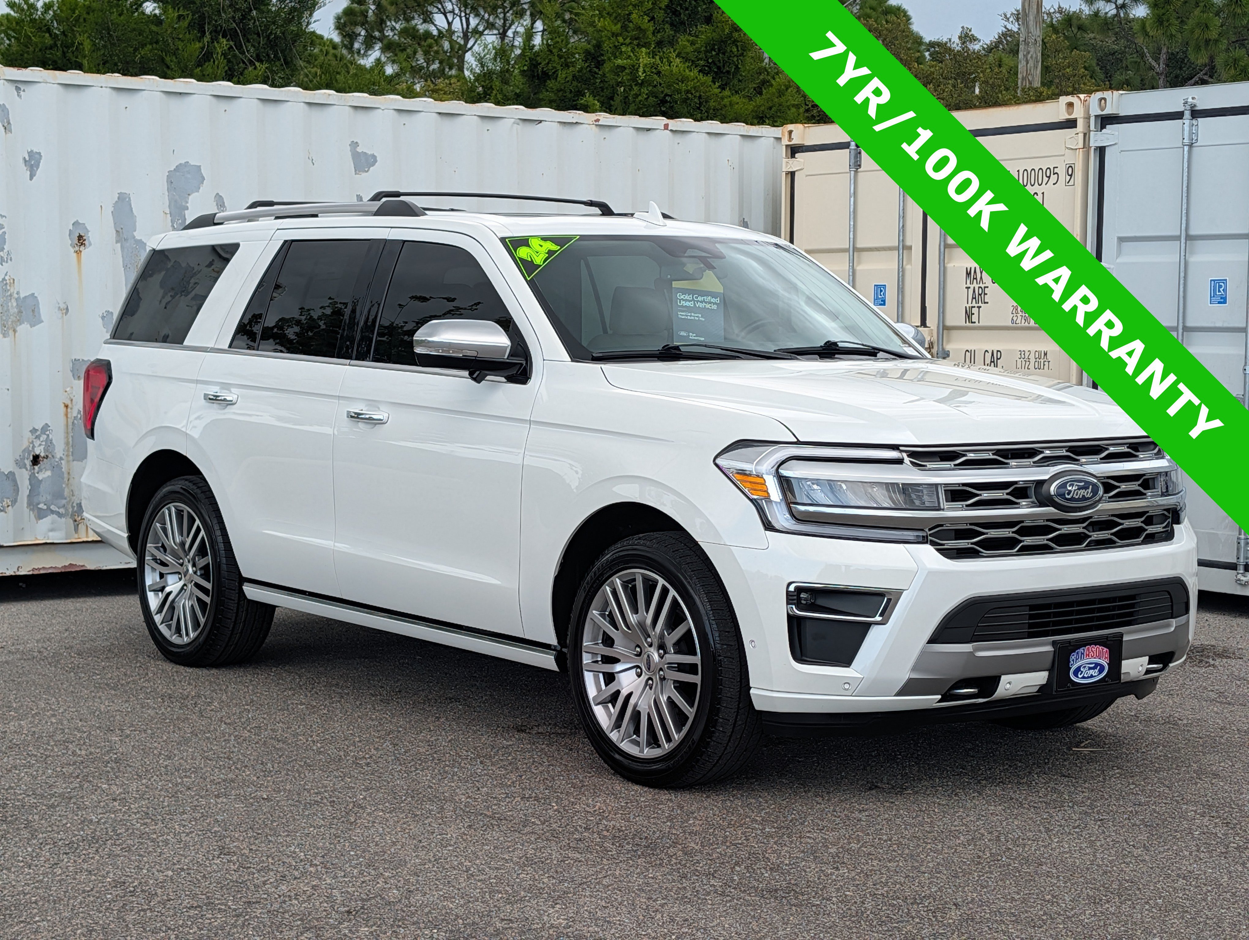 Certified 2024 Ford Expedition Platinum AWD/4WD image 3