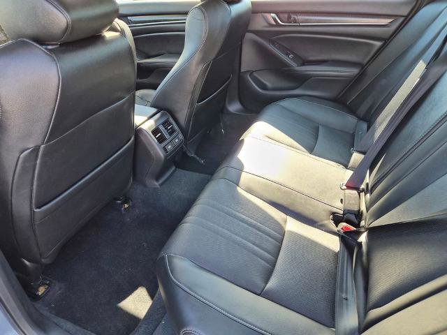 Used 2021 Honda Accord Touring image 12