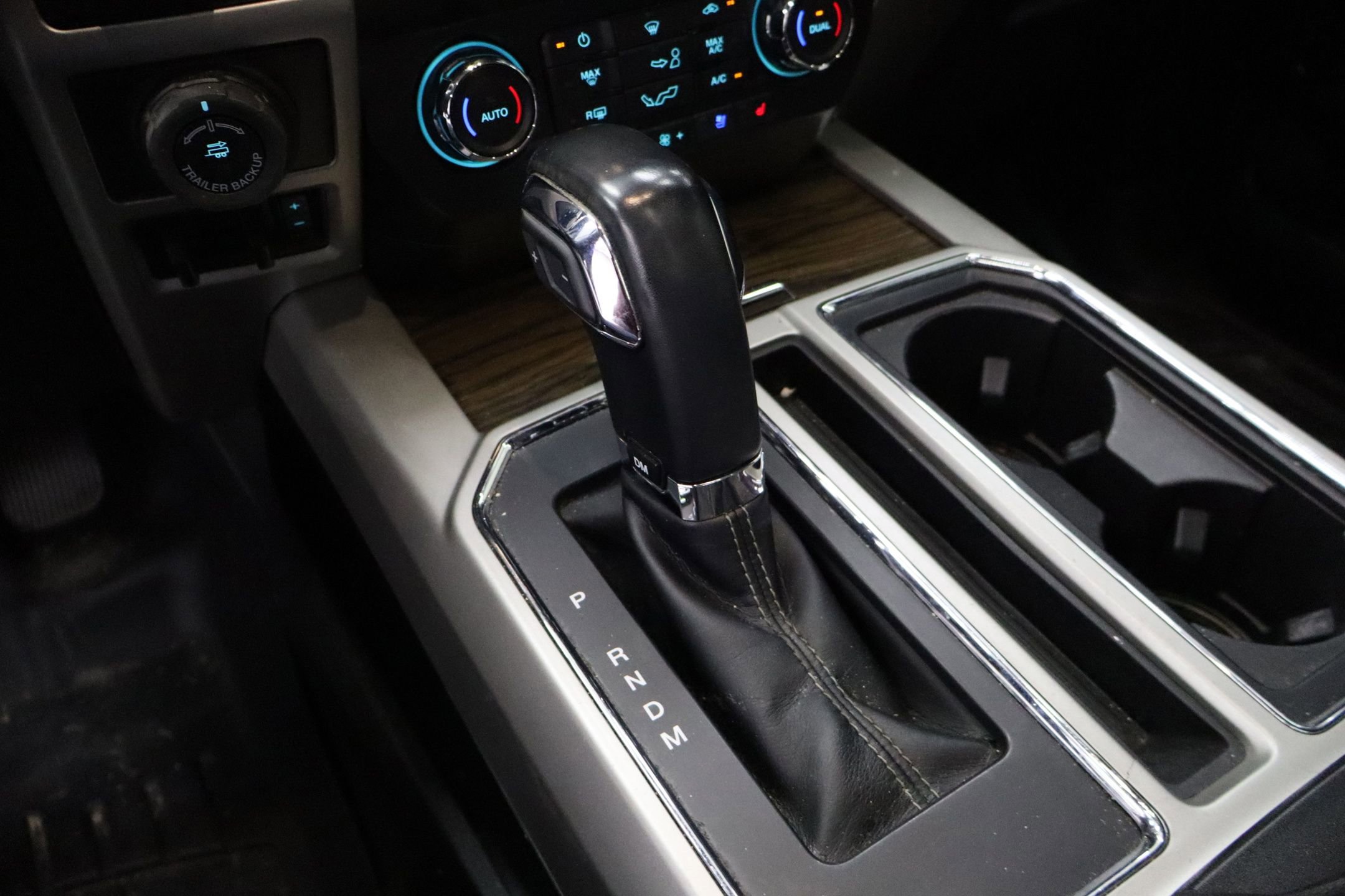 Certified 2020 Ford F150 Lariat image 18