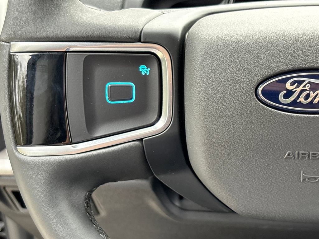 Certified 2025 Ford Expedition Max Active image 20