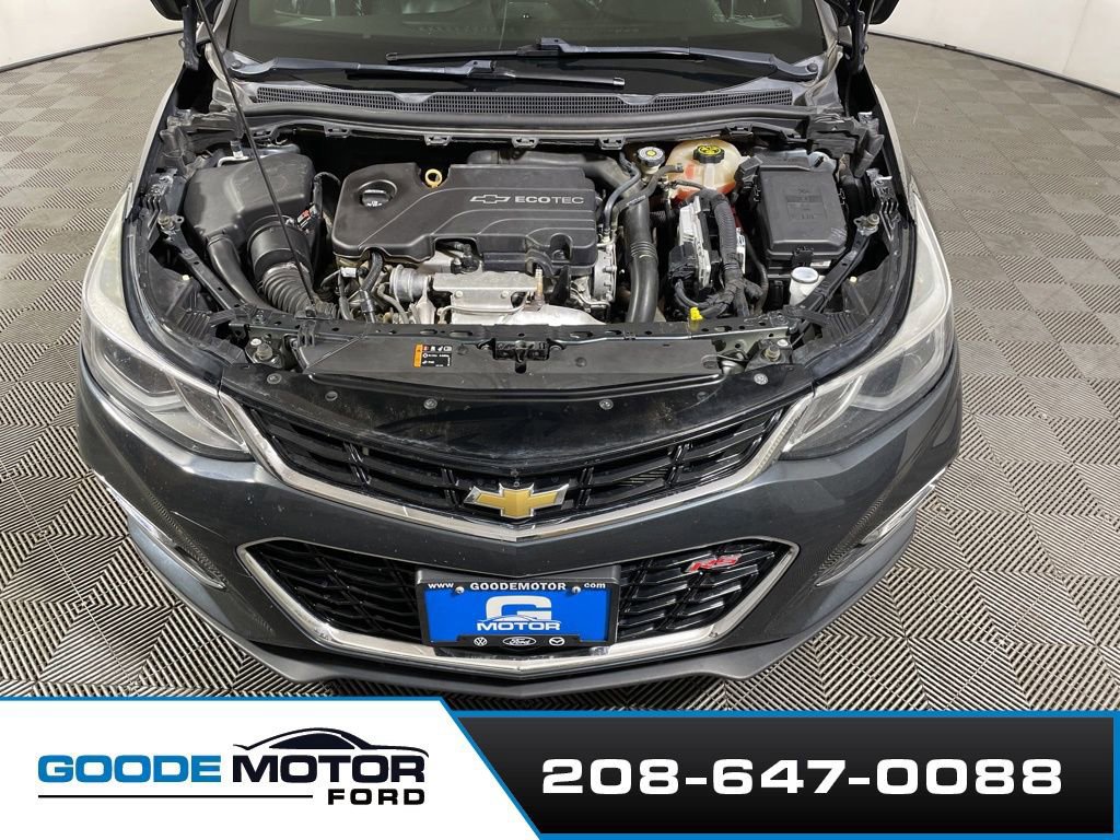 Used 2017 Chevrolet Cruze Premier image 12