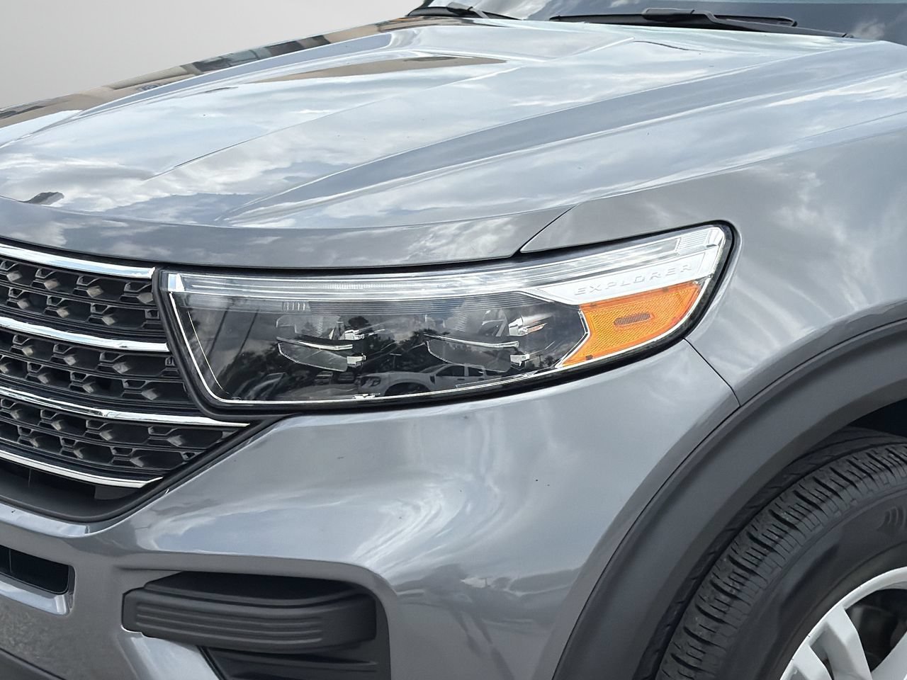 Certified 2023 Ford Explorer XLT RWD image 6