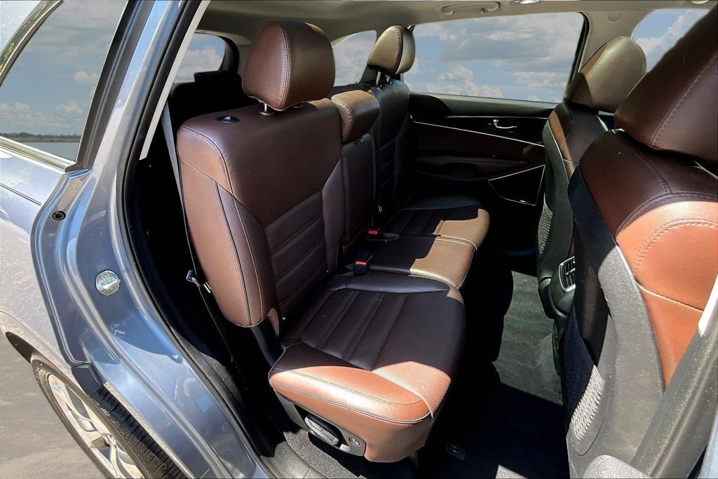 Used 2020 Kia Sorento SX FWD image 27