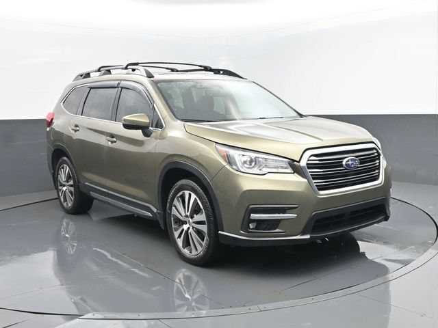 Used 2022 Subaru Ascent Limited w/ Technology Package AWD/4WD image 3