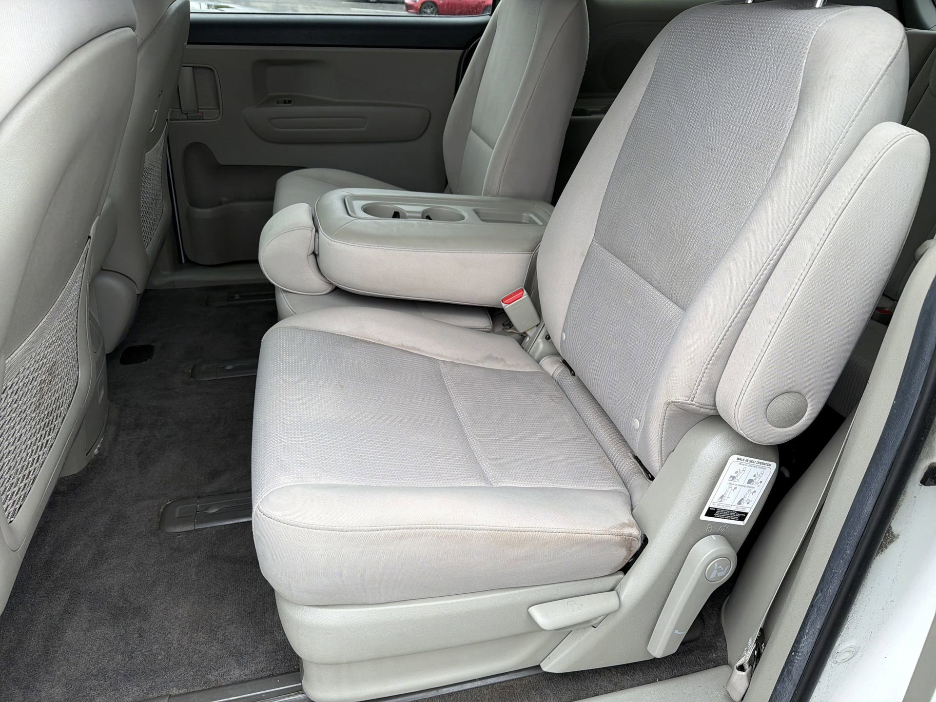 Used 2021 Kia Sedona LX image 25