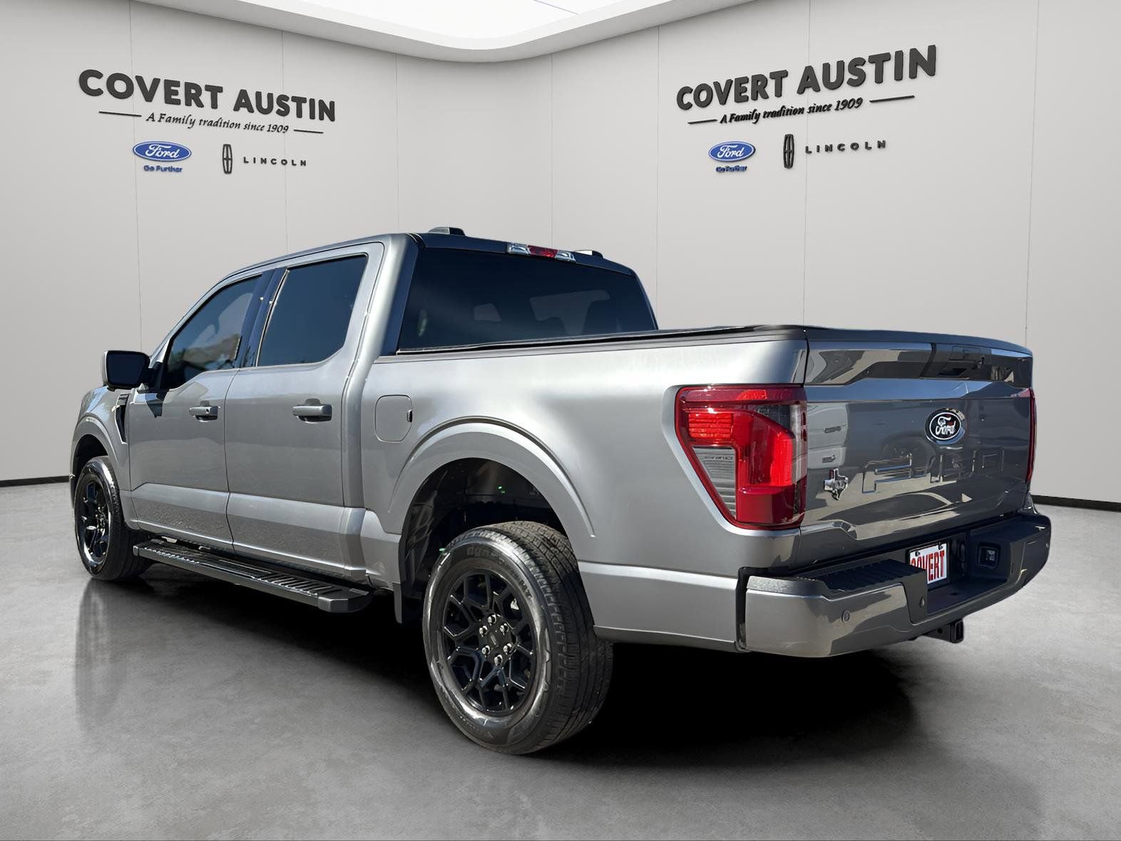 Certified 2024 Ford F150 XLT w/ XLT Black Appearance Package image 3