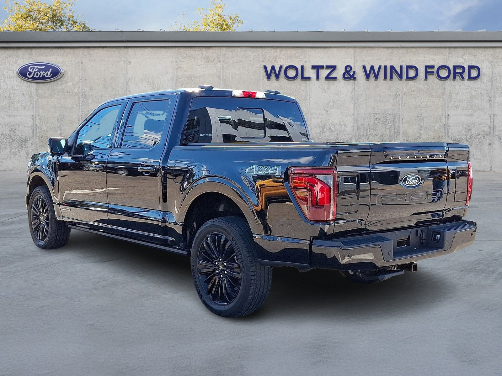 Certified 2025 Ford F150 Platinum w/ Equipment Group 702A High AWD/4WD image 4