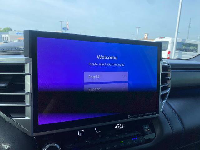 Used 2024 Toyota Tundra Platinum AWD/4WD image 20