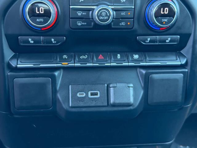 Used 2022 Chevrolet Silverado 1500 LT AWD/4WD image 31