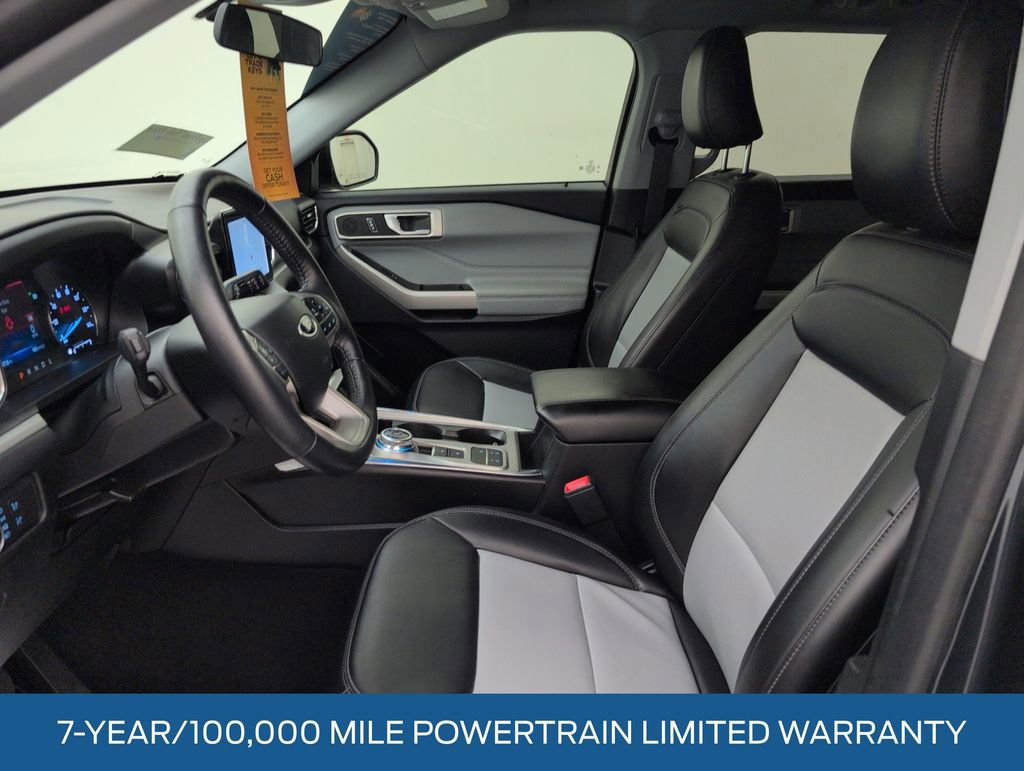 Certified 2022 Ford Explorer XLT w/ Equipment Group 202A image 9