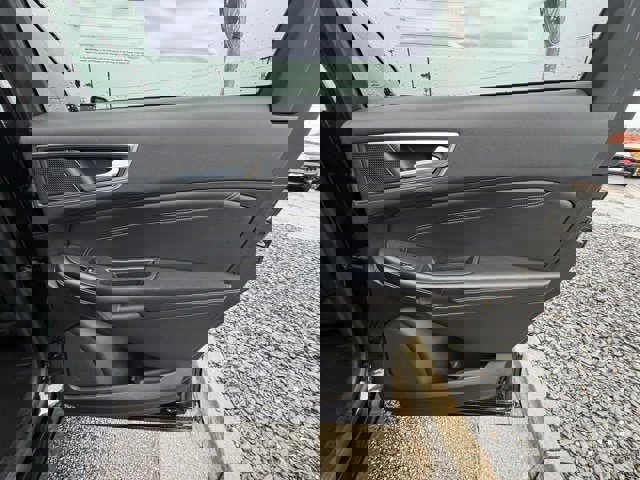 Certified 2024 Ford Edge Titanium image 23