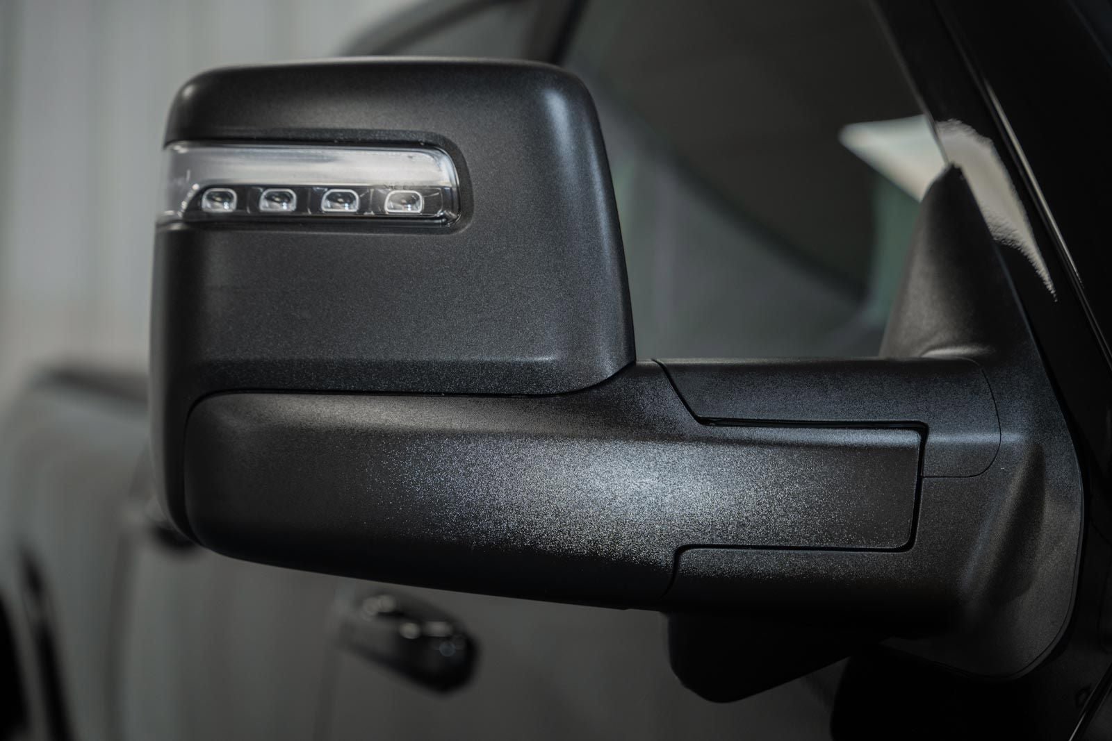 Used 2025 RAM 2500 Limited AWD/4WD image 23