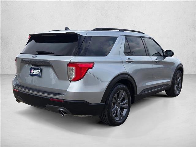 Certified 2023 Ford Explorer XLT w/ Equipment Group 202A RWD image 3