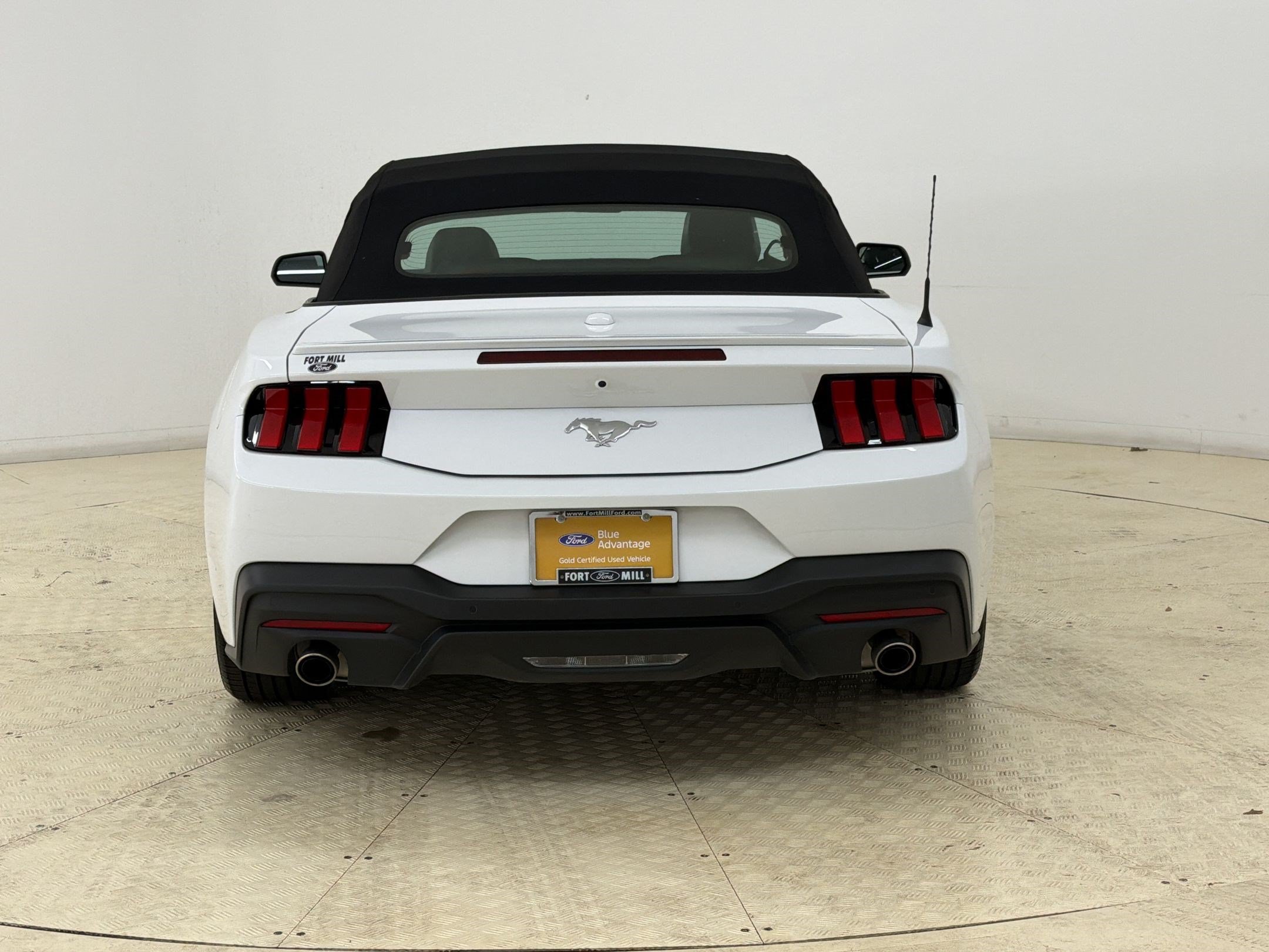 Certified 2025 Ford Mustang Premium RWD image 10