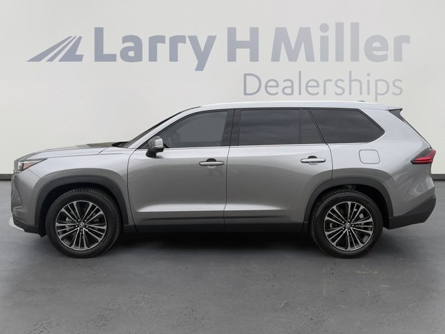 Used 2026 Toyota Grand Highlander AWD Hybrid image 2