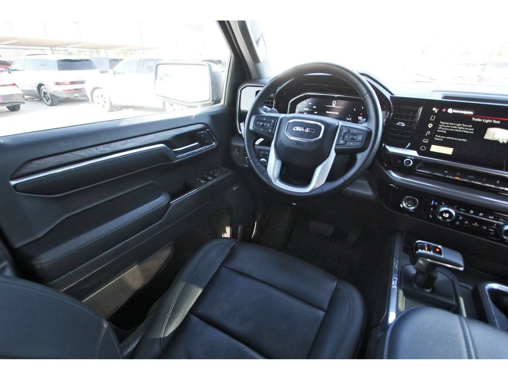 Used 2023 GMC Sierra 1500 SLT AWD/4WD image 11