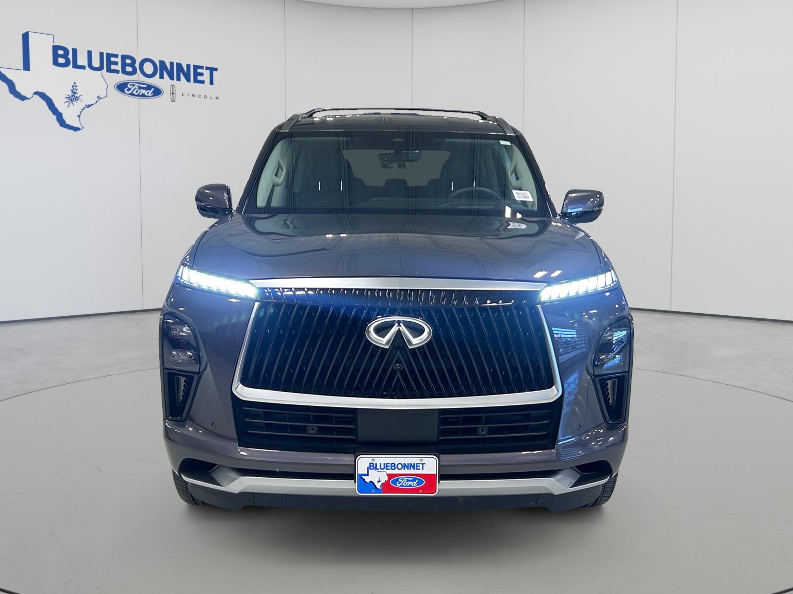 Used 2026 INFINITI QX80 Luxe AWD/4WD image 2