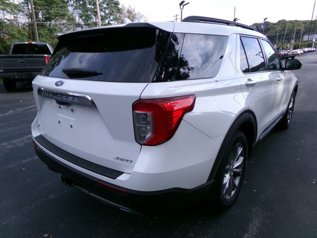 Certified 2021 Ford Explorer XLT w/ Equipment Group 202A AWD/4WD image 9