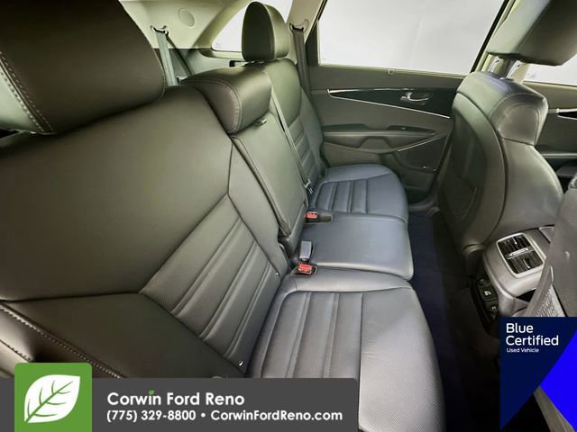 Used 2019 Kia Sorento SX image 32