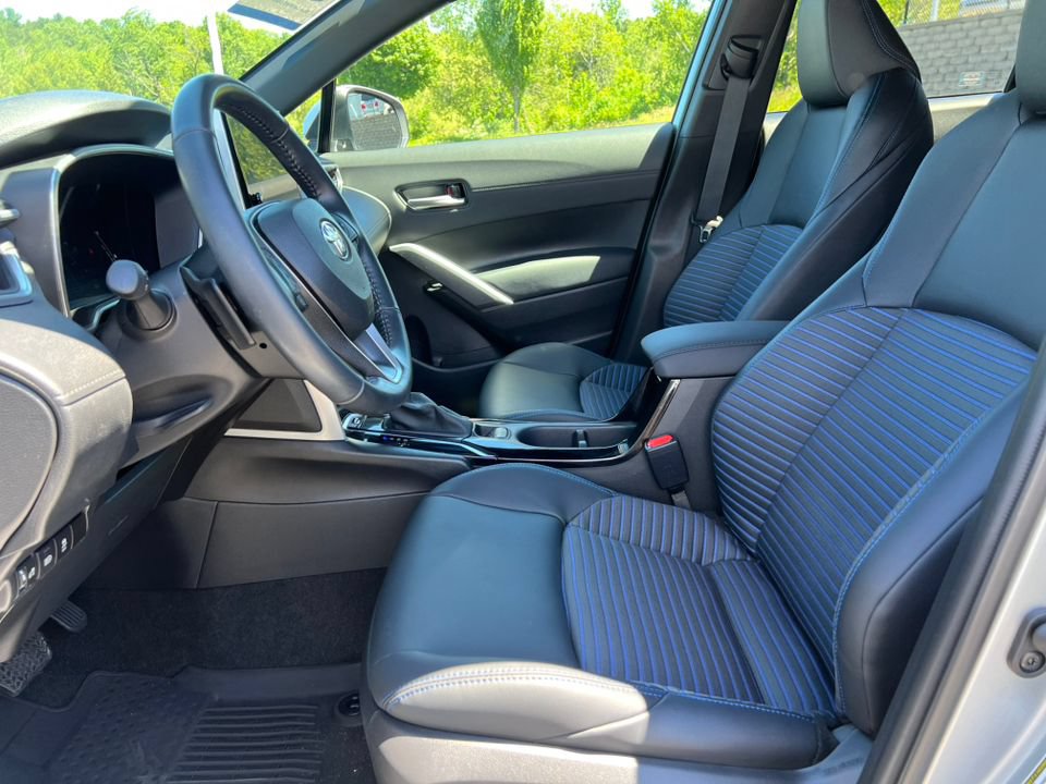 Used 2023 Toyota Corolla Cross AWD Hybrid image 3