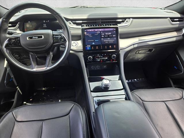 Used 2022 Jeep Grand Cherokee L Overland RWD image 15