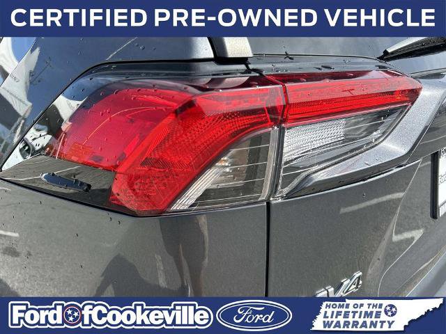 Used 2021 Toyota RAV4 XLE Premium AWD/4WD image 11