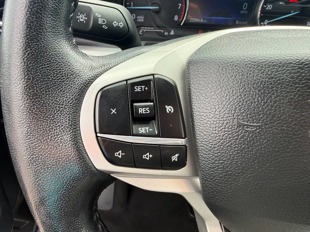 Certified 2023 Ford Explorer XLT w/ Equipment Group 202A AWD/4WD image 26