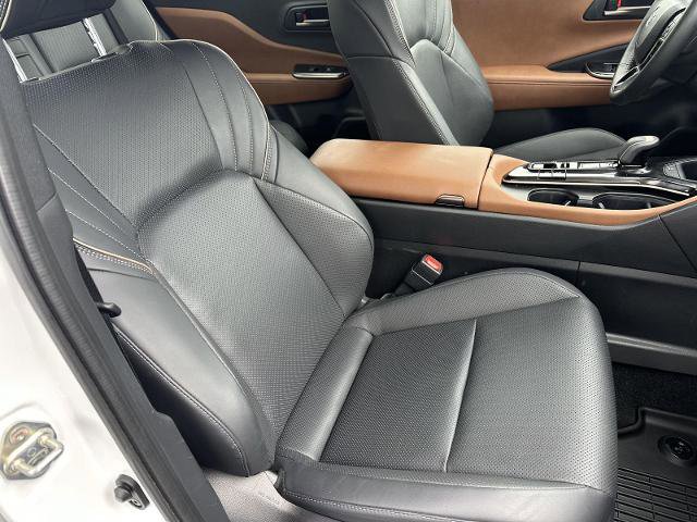 Used 2025 Toyota Crown w/ Advanced Technology Package AWD/4WD image 15