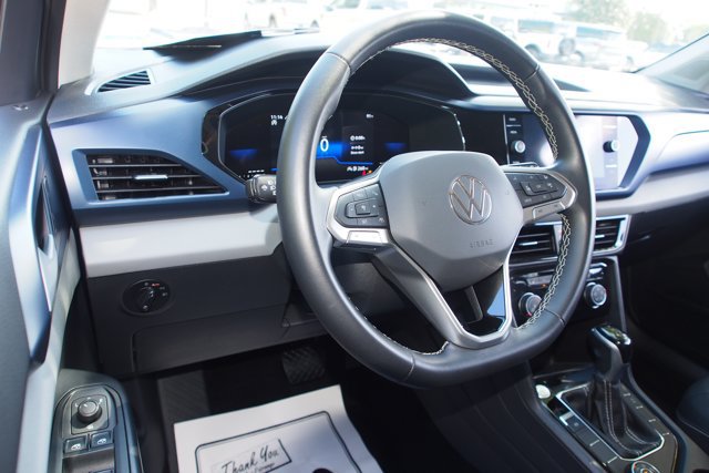 Used 2023 Volkswagen Taos SE AWD/4WD image 15