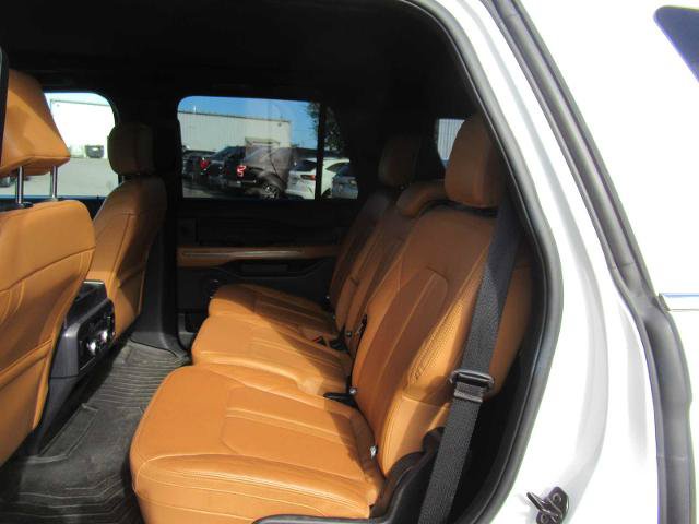 Certified 2022 Ford Expedition Platinum AWD/4WD image 15
