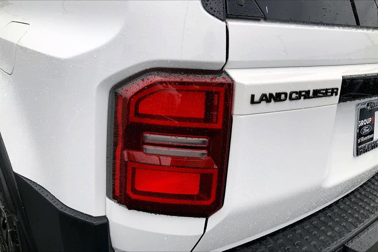Used 2025 Toyota Land Cruiser w/ Premium Package AWD/4WD image 27