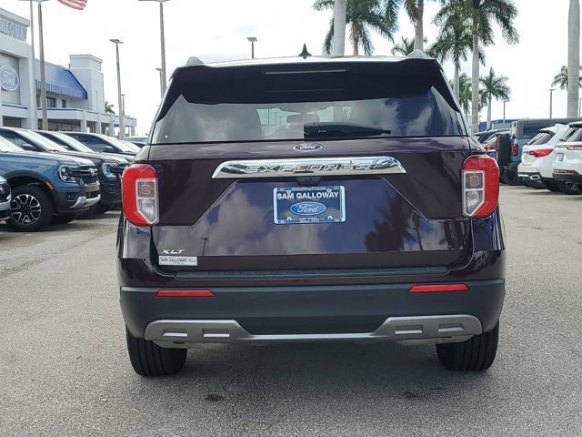 Certified 2023 Ford Explorer XLT w/ Equipment Group 202A image 3