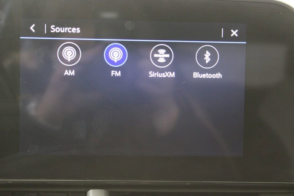 Used 2024 Chevrolet Trax RS w/ Driver Confidence Package image 43