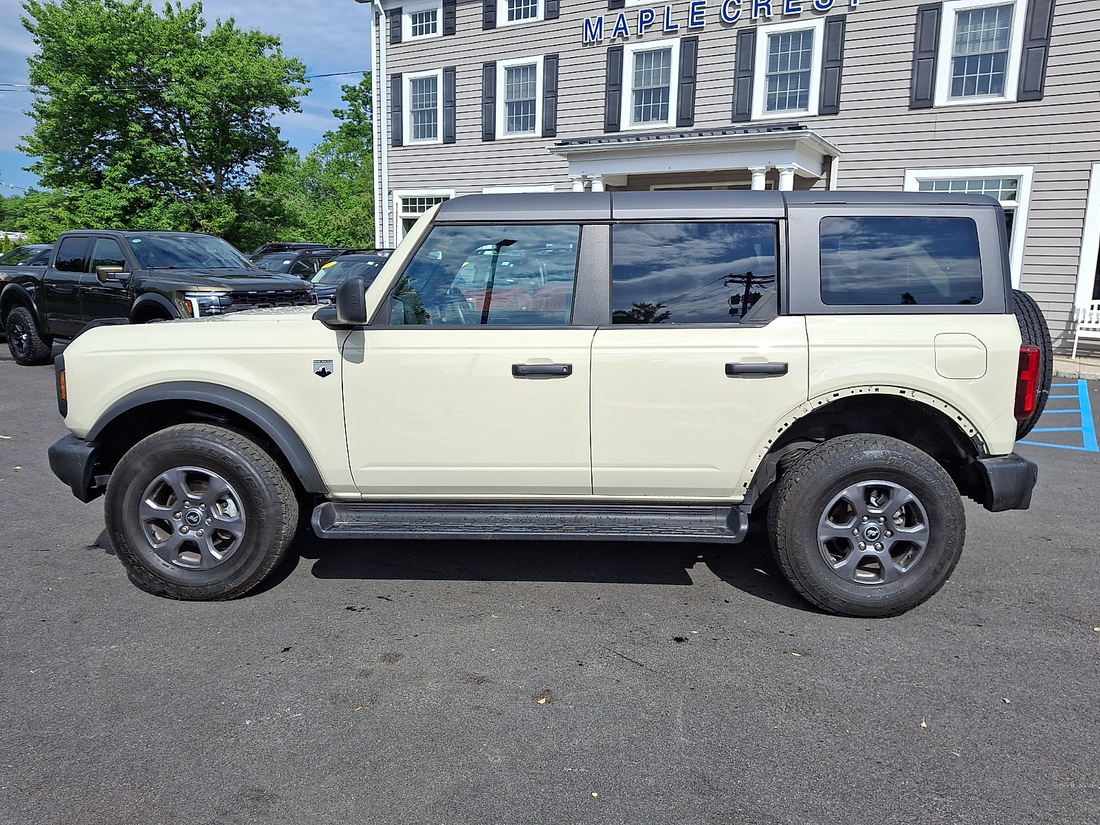 Certified 2025 Ford Bronco Big Bend AWD/4WD image 8