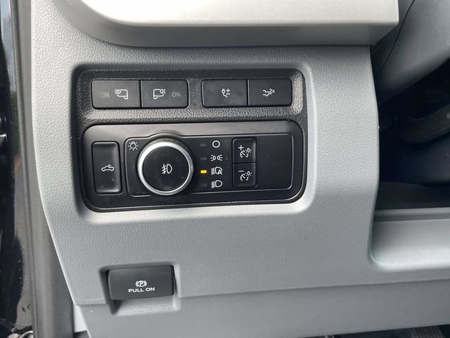 Certified 2024 Ford F250 XLT w/ Black Appearance Package AWD/4WD image 14