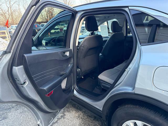 Certified 2022 Ford Escape SE image 8