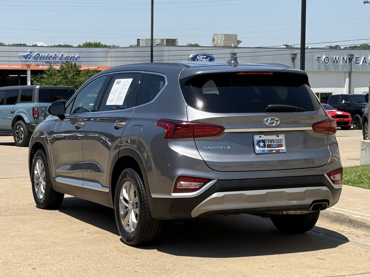 Used 2019 Hyundai Santa Fe SEL FWD image 5