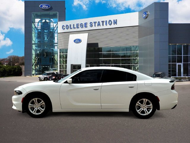 Used 2022 Dodge Charger SXT RWD image 4