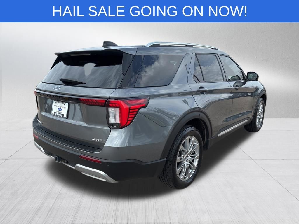 Certified 2025 Ford Explorer Platinum image 8