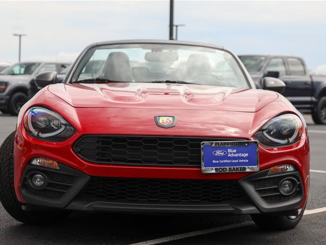 Used 2017 FIAT 124 Spider Abarth RWD image 5