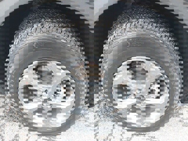 Certified 2025 Ford Escape ST-Line image 11