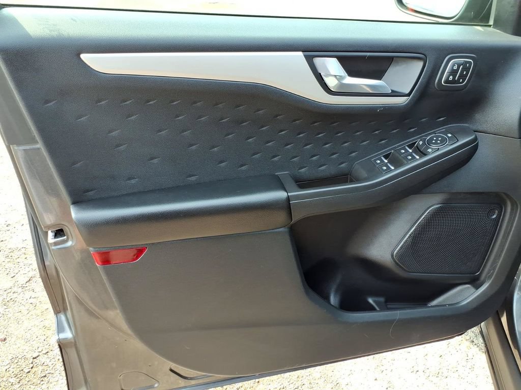Certified 2020 Ford Escape SEL AWD/4WD image 13